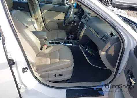 2012 Ford Fusion Hybrid z USA, uszkodzony, nr VIN 3FADP0L32CR371710